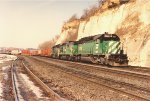 Intermodal cruises east